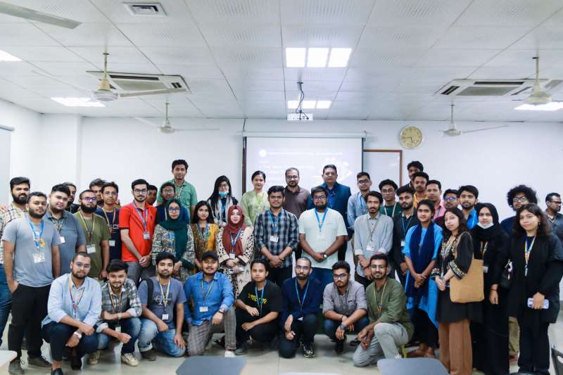 Seminar on “A Tour Inside System-On-Chip: 5G Cellular Park”